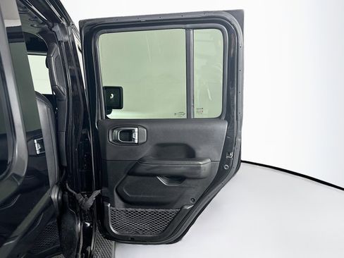 Used 2023 Jeep Wrangler Sahara w/ Cold Weather Group image 28