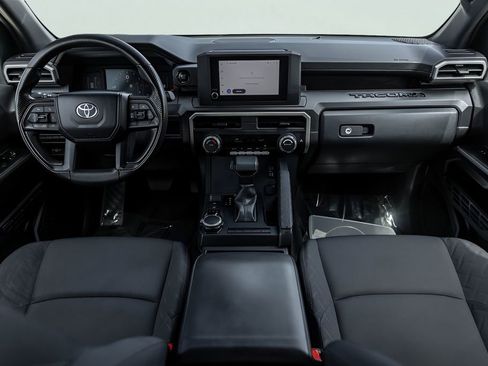 Used 2025 Toyota Tacoma SR AWD/4WD image 28
