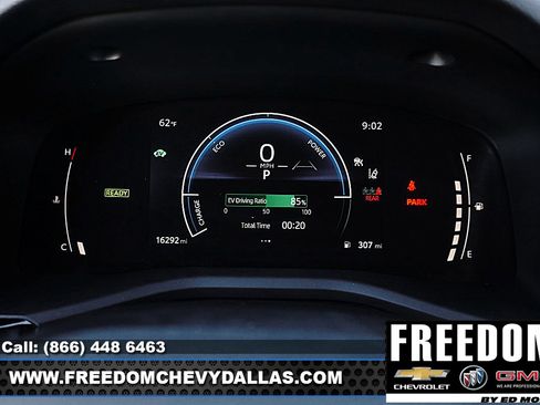 Used 2025 Toyota Camry LE image 14