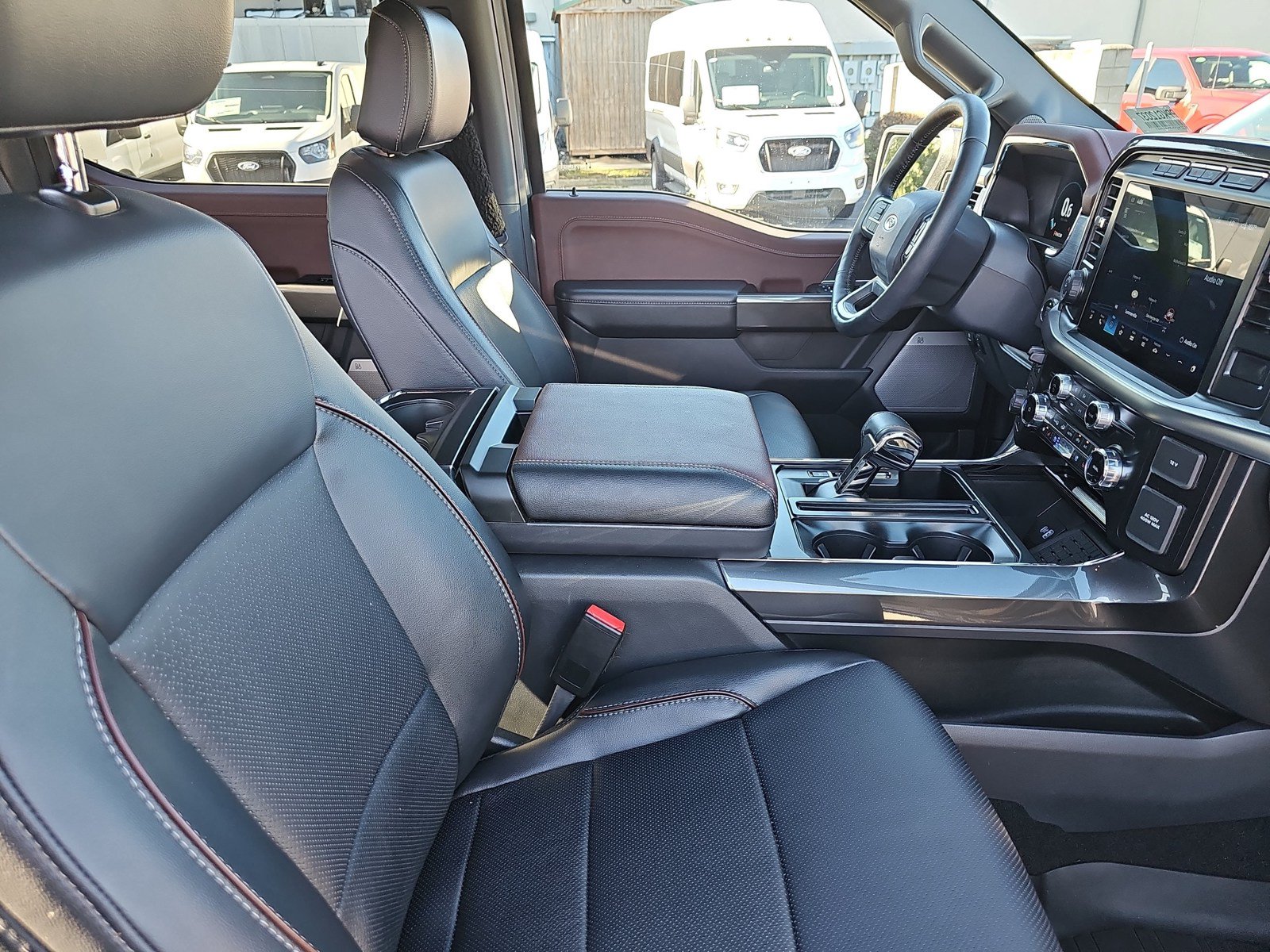 Used 2023 Ford F150 Lariat AWD/4WD image 10