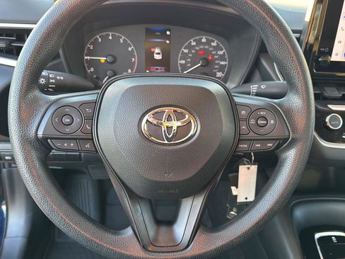 Certified 2023 Toyota Corolla LE image 17