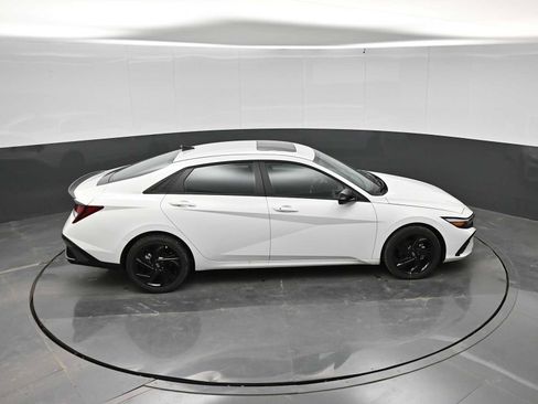 New 2026 Hyundai Elantra SEL Sport FWD image 37