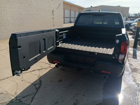 New 2026 Honda Ridgeline Black Edition image 37