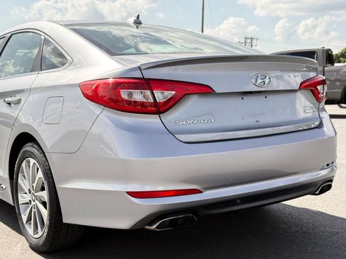 Used 2015 Hyundai Sonata Sport w/ Option Group 03 FWD image 11