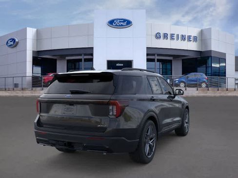 New 2026 Ford Explorer ST-Line w/ ST-Line Street Pack AWD/4WD image 8