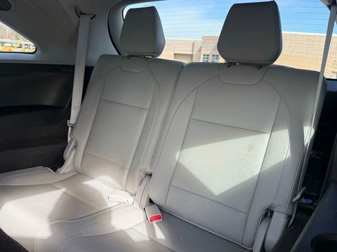 Used 2017 Acura MDX SH-AWD w/ Technology Package image 28