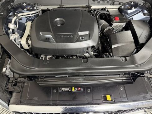 Used 2021 Volvo XC60 T5 Inscription image 25