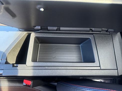 Used 2025 Chevrolet Equinox EV RS image 26