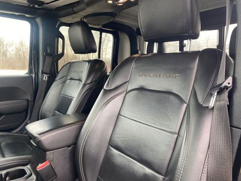 Used 2021 Jeep Gladiator Overland w/ Popular Equipment Package AWD/4WD image 13