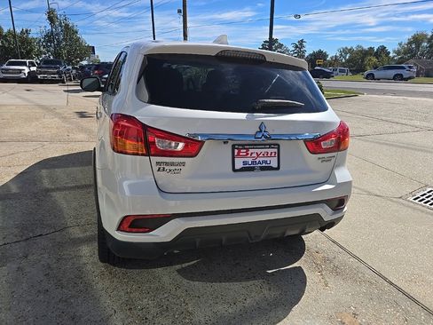 Used 2018 Mitsubishi Outlander Sport ES image 8