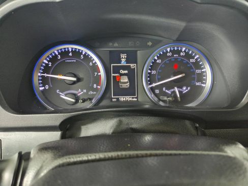 Used 2016 Toyota Highlander XLE AWD/4WD image 28