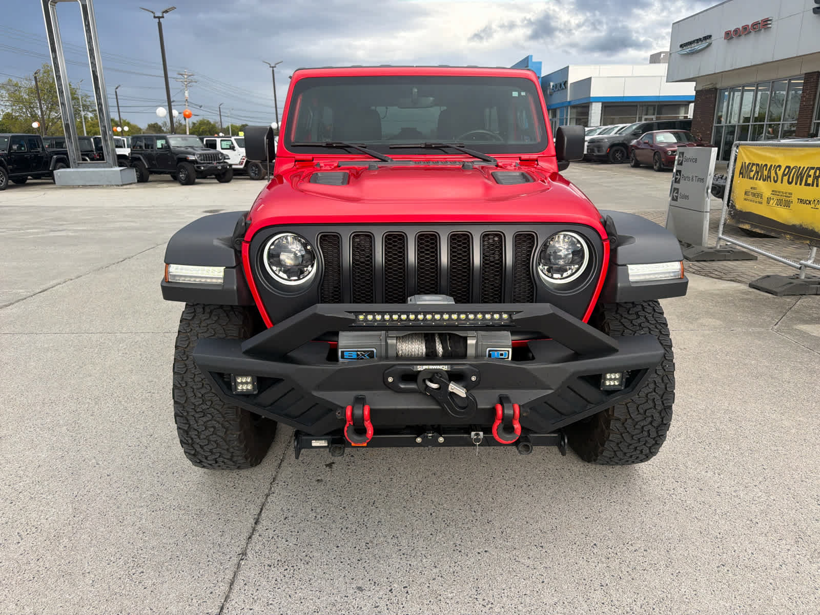 Used 2023 Jeep Wrangler Unlimited Rubicon w/ LED Lighting Group AWD/4WD image 3