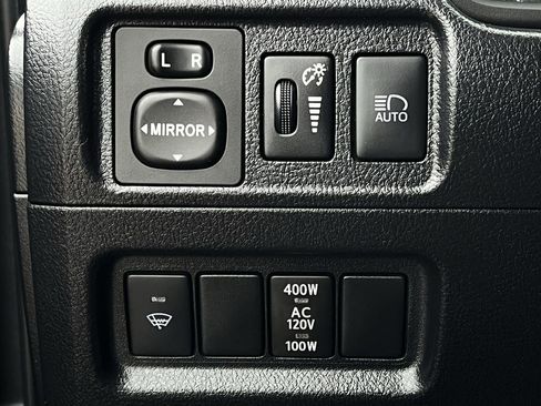 Used 2021 Toyota 4Runner SR5 Premium w/ Moonroof Package AWD/4WD image 20