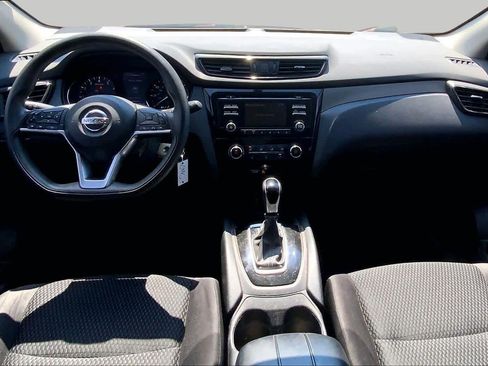 Used 2018 Nissan Rogue Sport S w/ S Appearance Package AWD/4WD image 15