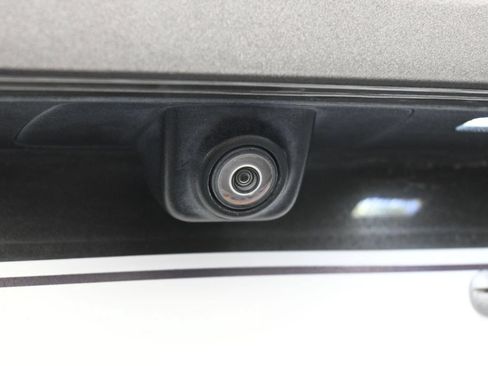 Used 2021 Chevrolet Tahoe RST AWD/4WD image 16