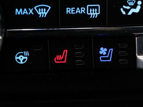 Used 2024 Ford F250 Limited w/ FX4 Off-Road Package image 25