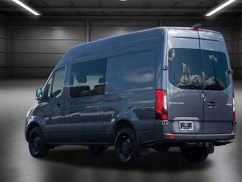 Used 2025 Mercedes-Benz Sprinter 2500 image 9