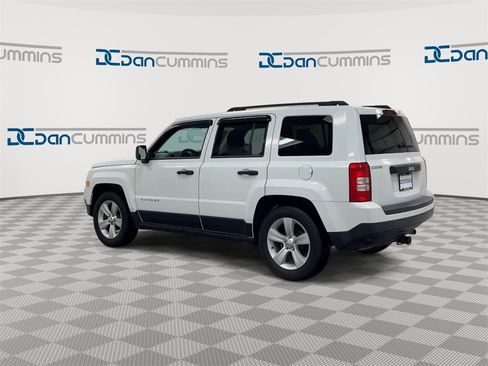 Used 2015 Jeep Patriot Sport w/ Tire & Wheel Group image 6