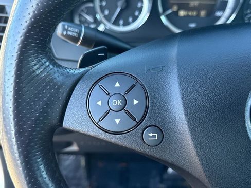 Used 2011 Mercedes-Benz E 550 Cabriolet image 26