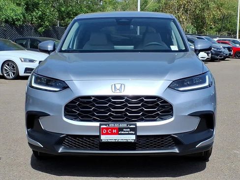 New 2026 Honda HR-V LX image 2