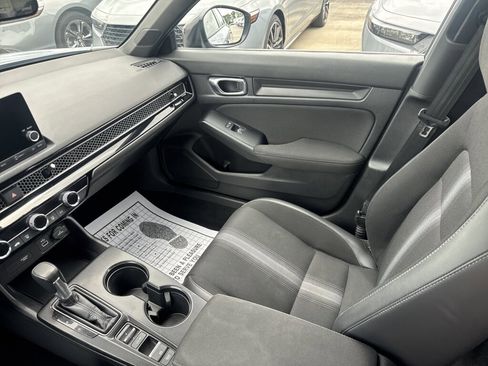 Used 2024 Honda Civic Sport image 9