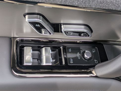 New 2026 Land Rover Range Rover Sport Dynamic SE image 21