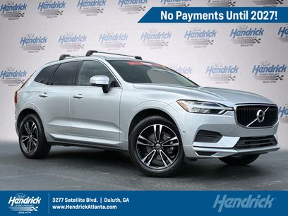 Used 2019 Volvo XC60 T5 Momentum w/ Multimedia Package