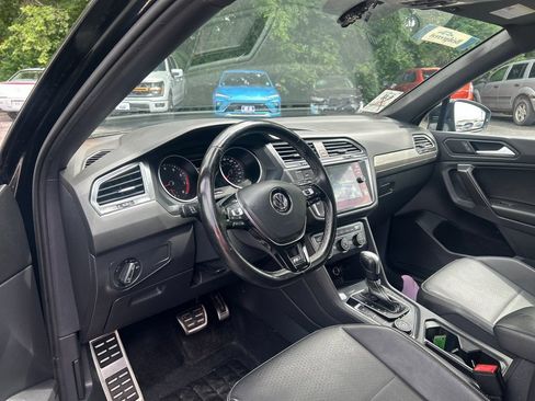 Used 2021 Volkswagen Tiguan SE AWD/4WD image 20