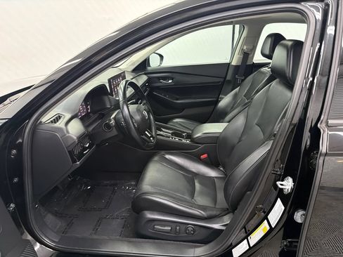 Used 2023 Honda Accord EX-L image 9