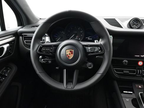 New 2025 Porsche Macan image 13