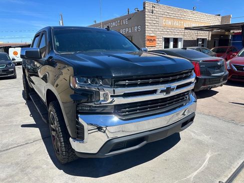 Used 2022 Chevrolet Silverado 1500 LT w/ Convenience Package II RWD image 1