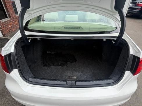Used 2013 Volkswagen Jetta SE FWD image 13