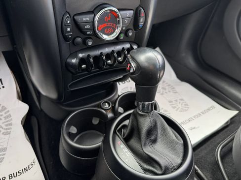 Used 2014 MINI Cooper Countryman S image 8