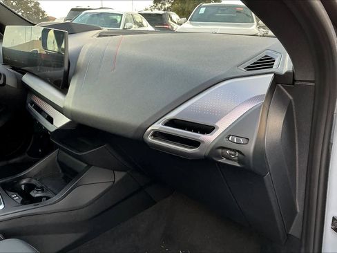 Used 2025 BMW M235i xDrive w/ Premium Package image 19