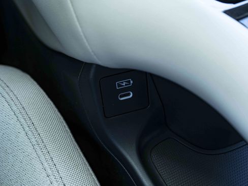 Used 2026 Honda HR-V LX image 30