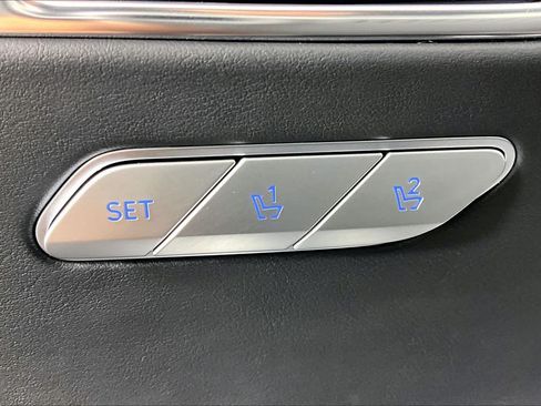 Used 2025 Genesis GV80 3.5T Prestige AWD/4WD image 34
