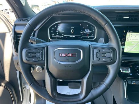 Used 2024 GMC Sierra 1500 AT4 w/ Technology Package AWD/4WD image 39
