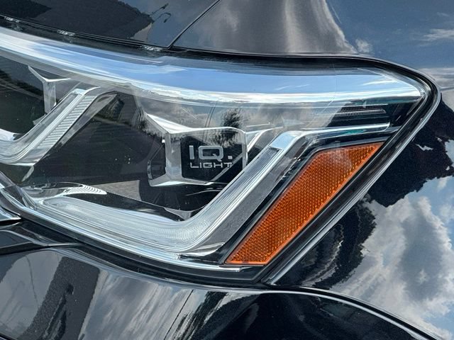 Certified 2022 Volkswagen Taos SEL AWD/4WD image 8