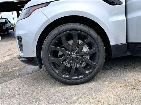 Used 2020 Land Rover Range Rover Sport HSE AWD/4WD image 2