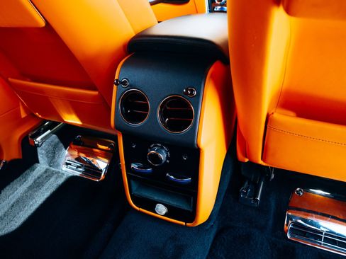 Certified 2023 Rolls-Royce Cullinan AWD/4WD image 20