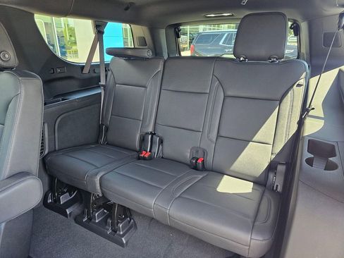 New 2026 Chevrolet Suburban LT w/ Comfort Package AWD/4WD image 18
