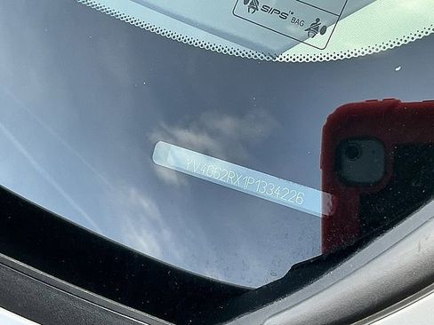 Used 2023 Volvo XC60 B6 Ultimate image 30