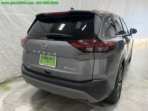 Used 2023 Nissan Rogue SV AWD/4WD image 8