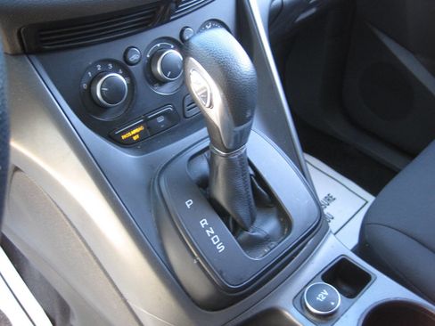 Used 2016 Ford Escape S image 26