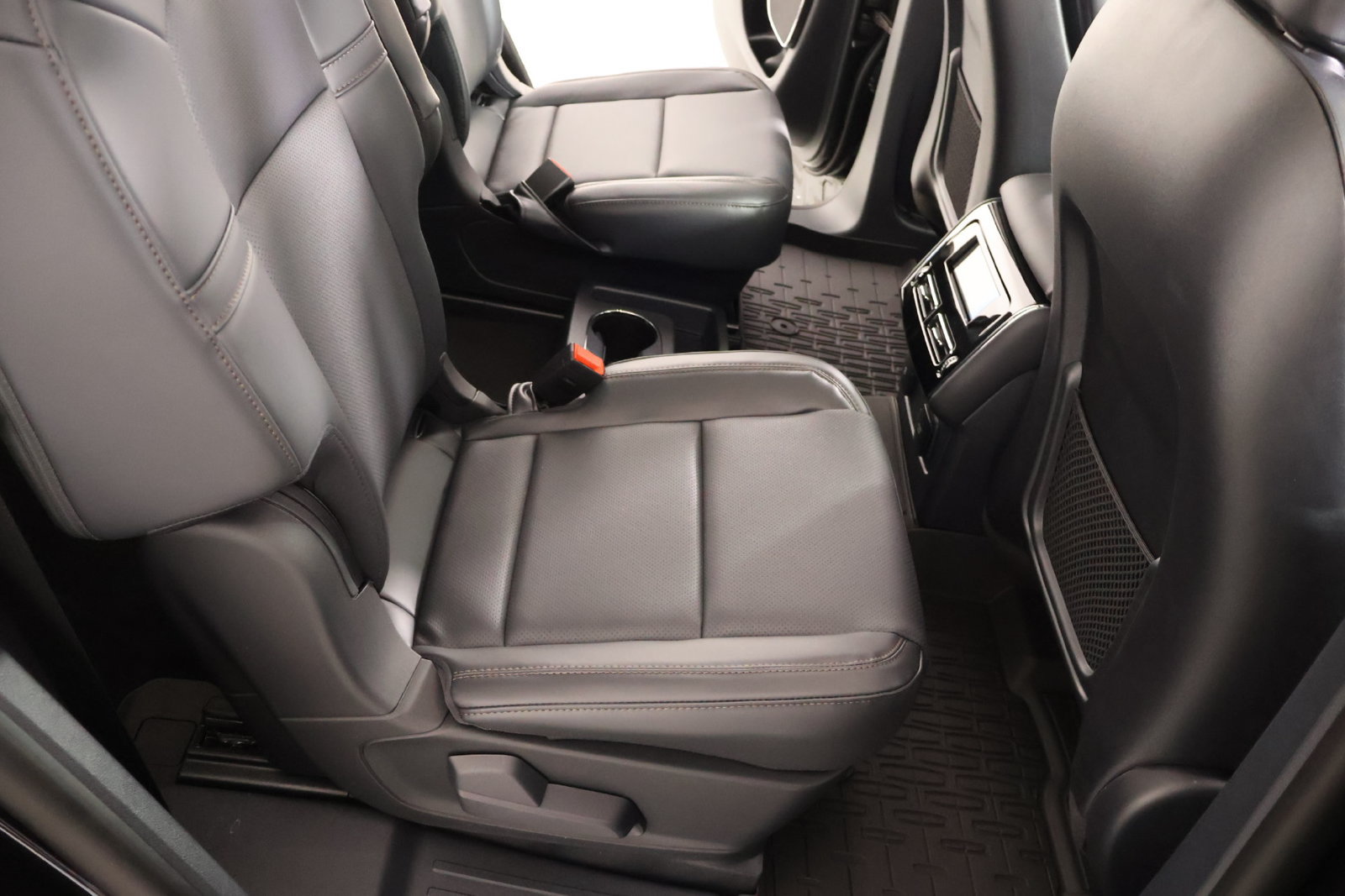 New 2026 Lincoln Aviator AWD image 15