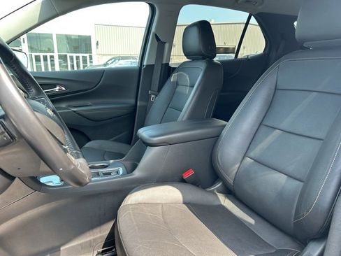 Used 2021 Chevrolet Equinox Premier image 15
