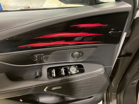 Used 2026 Lincoln Nautilus Premier w/ Equipment Group 102A image 23