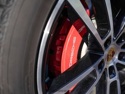 Used 2024 Porsche Cayenne S image 57