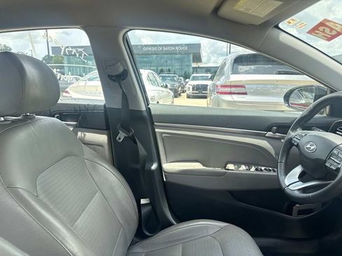 Used 2020 Hyundai Elantra Limited FWD image 14