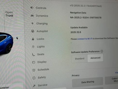 Used 2017 Tesla Model 3 Long Range image 15